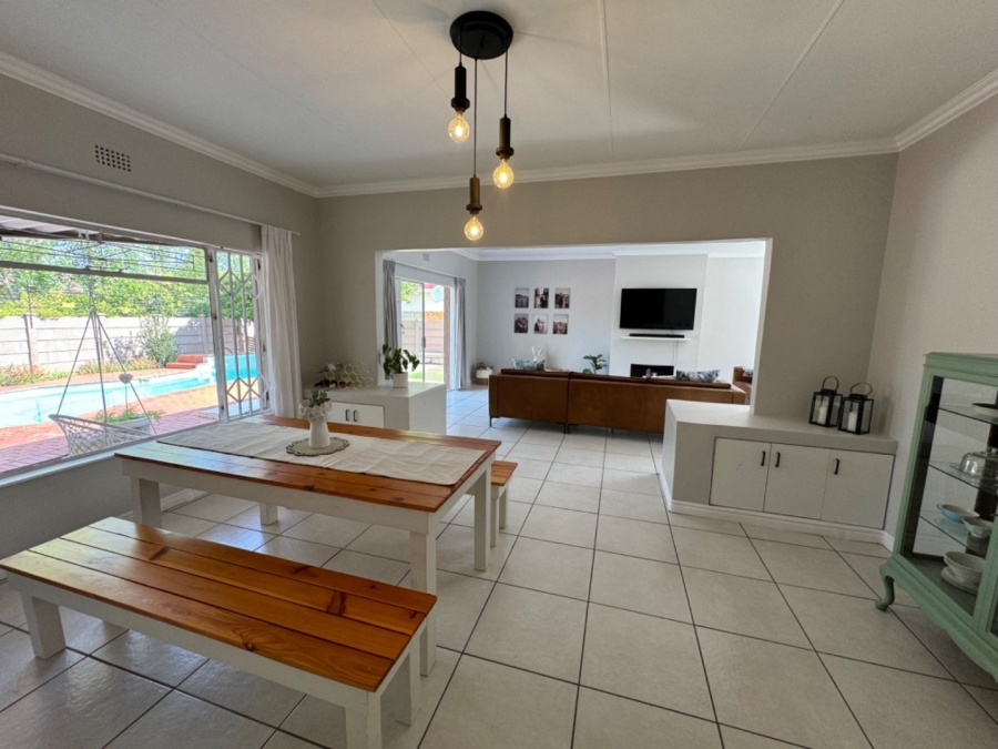  Bedroom Property for Sale in El Toro Park Northern Cape